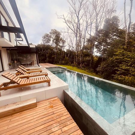 Paraiso Em Rancho Queimado Com Piscina Aquecida Buitenkant foto